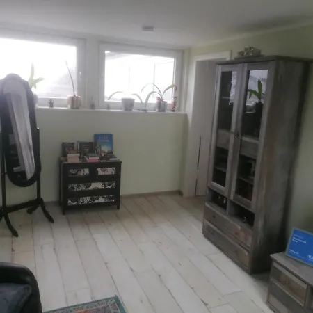 Haus Lupo Am Kanal * Кастроп-Рауксель