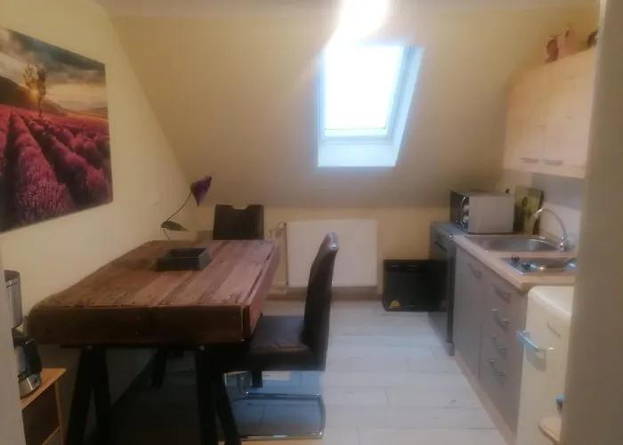 Haus Lupo Am Kanal كاستروب روكسل